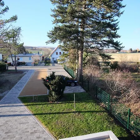 بيت للعطل Im Obstgarten *